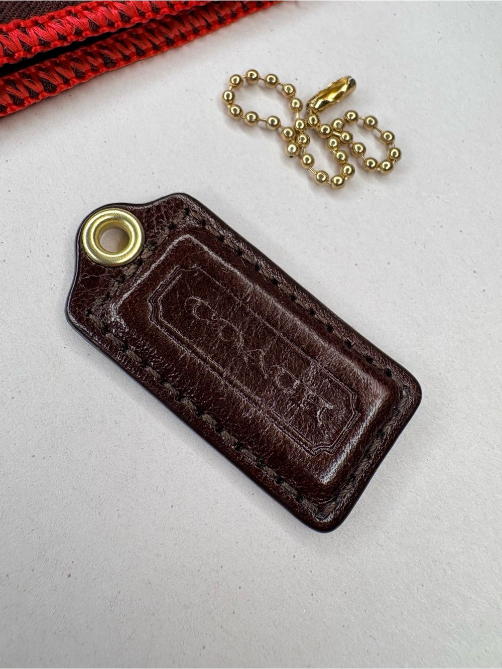 🍫 Y2K 2” Coach Chocolate Brown Glazed Leather Vintage Leather Hang Tag Bag Charm - Picture 9 of 15